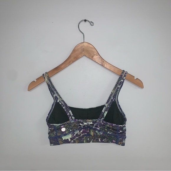 Lululemon Sports Bra Women’s Size 4 US Purple Green Floral Dotted “Straight Up” - Picture 6 of 12